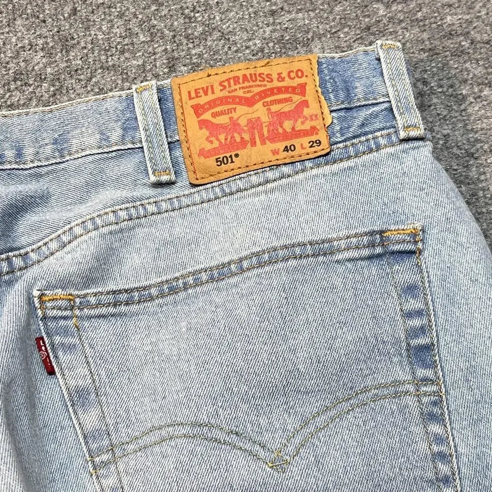Levis 501 Jeans Mens 40x29 Blue Light Wash Straight Leg Button Fly Denim Pants